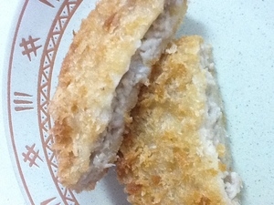 大分市産ニラ使用 　　　　　　　黒豚メンチカツ100g