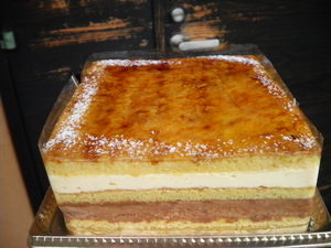 シェ　トミタカ ｜ ケーキ　サンマルク